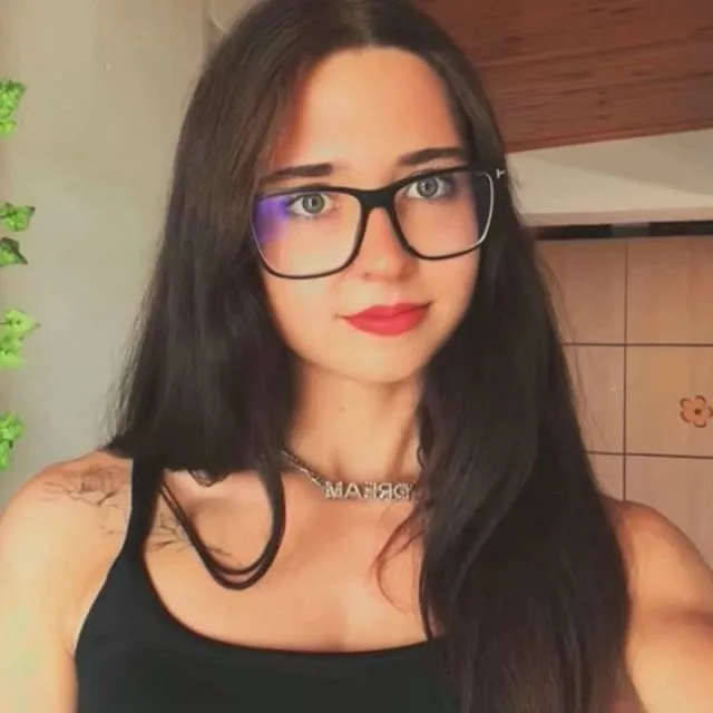 VanessaShineX sexcam teen